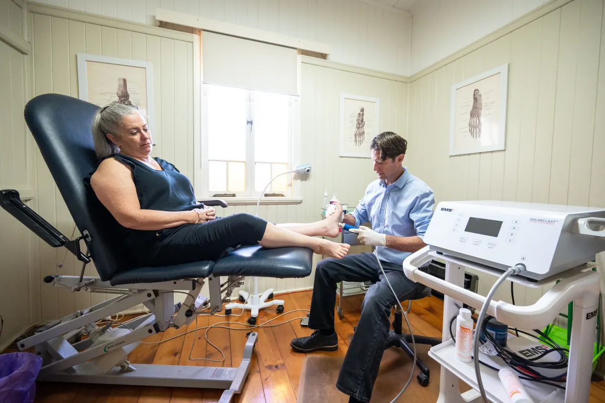 Shockwave therapy treatment at the Suncoast Podiatry Gympie clinic